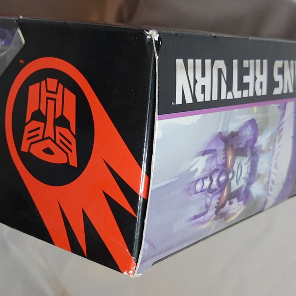 Transformers Generations Voyager Class Titans Return Nucleon & Galvatron SEALED - Picture 8 of 14